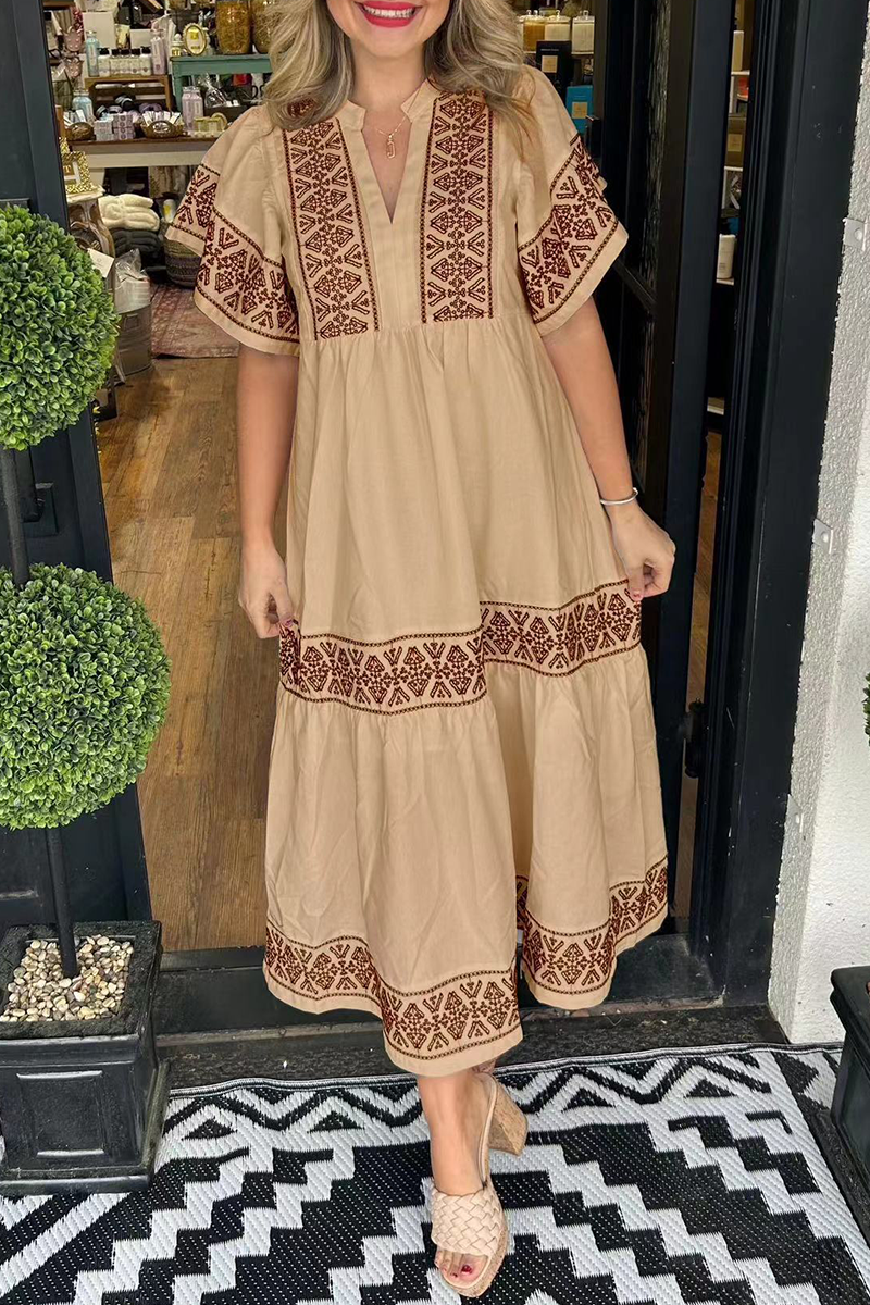 SORAYA – ROCHIE A-LINE CU DECOLTE IN V, DIN PATCHWORK GEOMETRIC